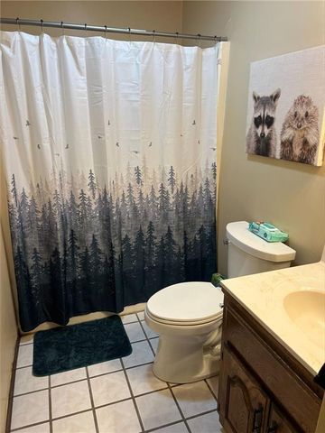 308 Caroline Drive, Frontenac, KS 66763