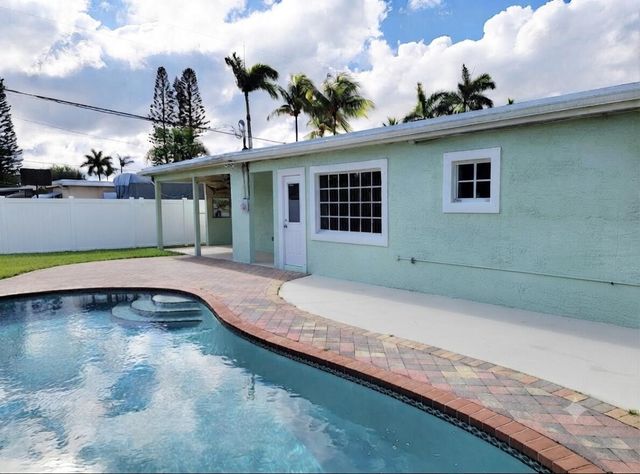 3464 Tyringham Drive, West Palm Beach, FL 33406