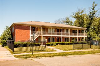 9700 Chalmers Street, Detroit, MI 48213