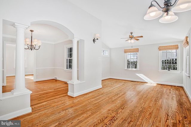 5215 ROOSEVELT ST, Bethesda, MD 20814