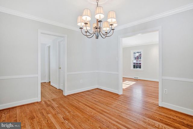 5215 ROOSEVELT ST, Bethesda, MD 20814