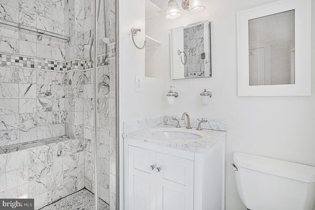 5215 ROOSEVELT ST, Bethesda, MD 20814