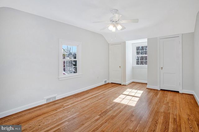 5215 ROOSEVELT ST, Bethesda, MD 20814