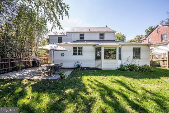 5215 ROOSEVELT ST, Bethesda, MD 20814