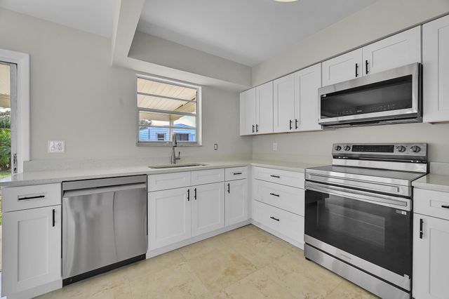 434 NE Electra Avenue, Port St. Lucie, Port St Lucie, FL 34983