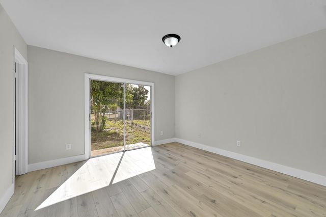 434 NE Electra Avenue, Port St. Lucie, Port St Lucie, FL 34983