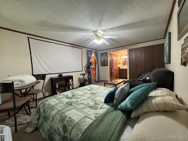 9552 Olde Woods Drive, West Chester, OH 45011