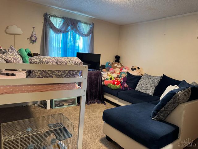 9552 Olde Woods Drive, West Chester, OH 45011