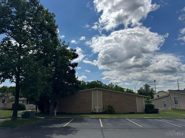 9552 Olde Woods Drive, West Chester, OH 45011