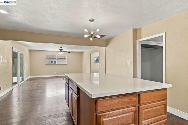 25722 Donald Ave, Hayward, CA 94544