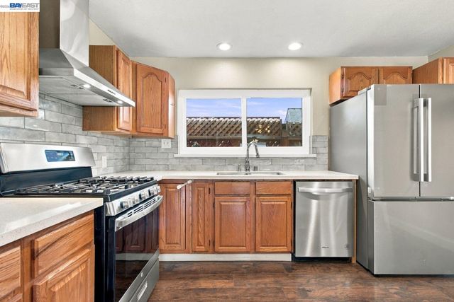 25722 Donald Ave, Hayward, CA 94544
