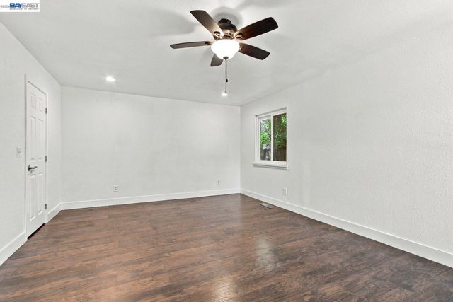 25722 Donald Ave, Hayward, CA 94544