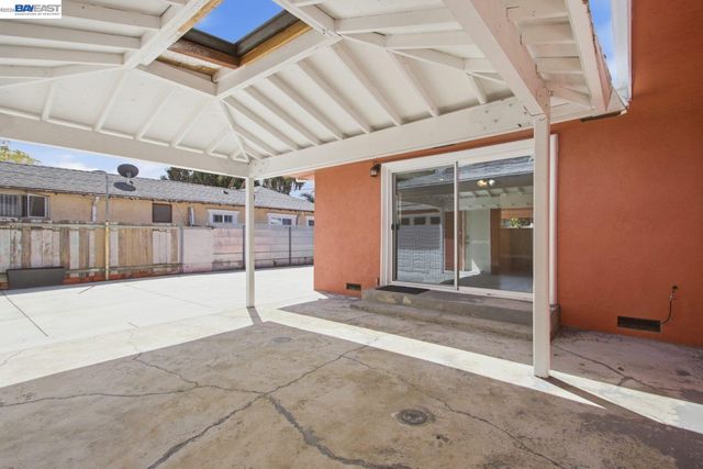 25722 Donald Ave, Hayward, CA 94544