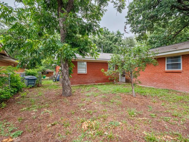1340 Wildwood, Stephenville, TX 76401