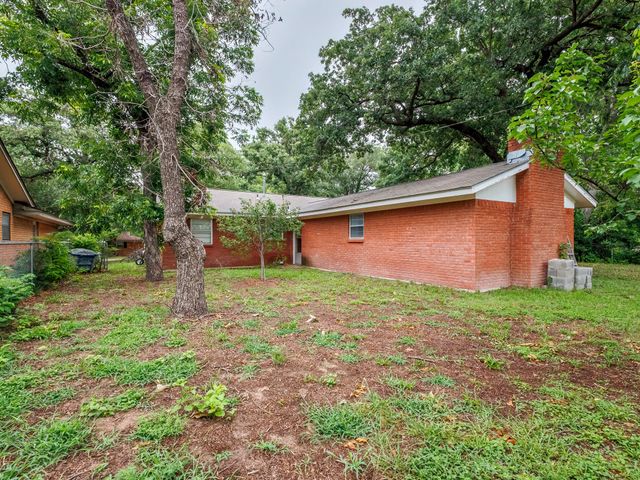 1340 Wildwood, Stephenville, TX 76401