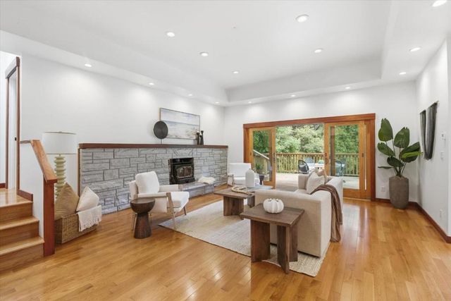 260 Grandview Drive, Woodside, CA 94062