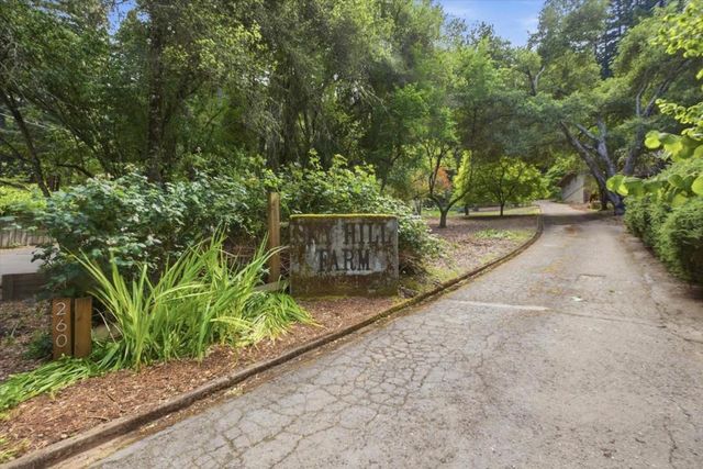 260 Grandview Drive, Woodside, CA 94062