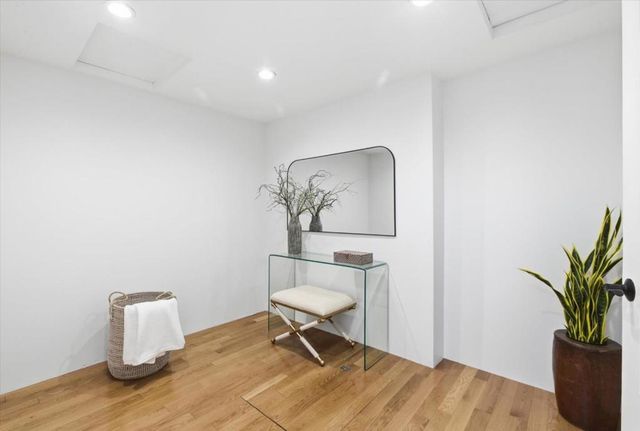 260 Grandview Drive, Woodside, CA 94062