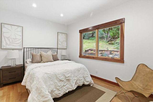 260 Grandview Drive, Woodside, CA 94062