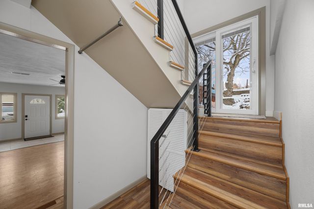 8325 55TH Street, Coal Valley, IL 61240