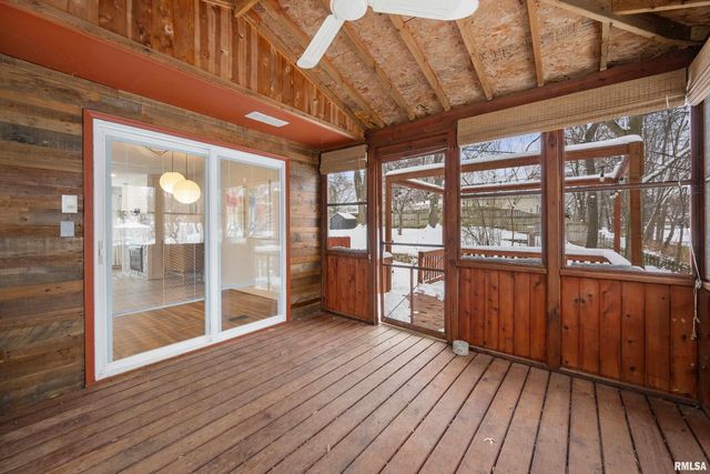 8325 55TH Street, Coal Valley, IL 61240