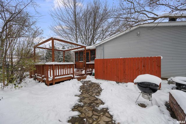 8325 55TH Street, Coal Valley, IL 61240