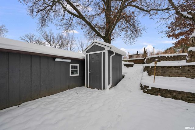 8325 55TH Street, Coal Valley, IL 61240