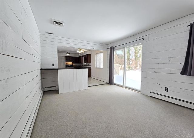 43 Fallen Leaf Road, Holbrook, NY 11741