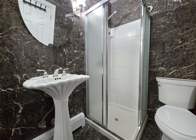 43 Fallen Leaf Road, Holbrook, NY 11741