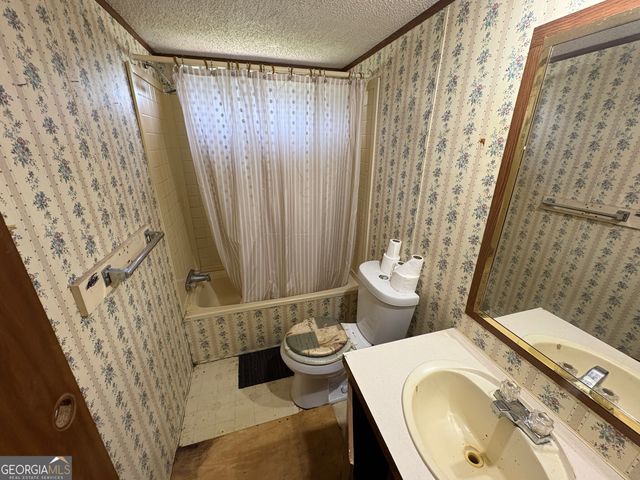 784 Lakeland Drive, Toccoa, GA 30577