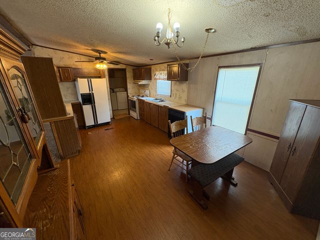 784 Lakeland Drive, Toccoa, GA 30577