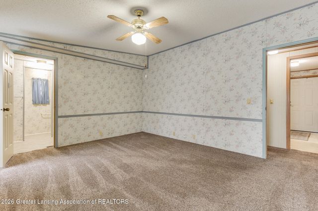 210 St Ives North, Lansing, MI 48906
