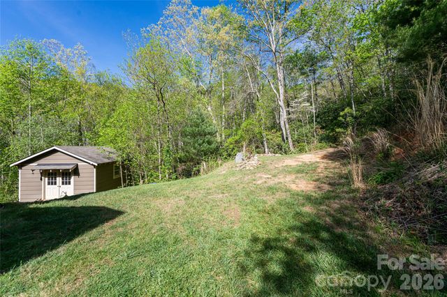 36 Snowshoe Drive, Asheville, NC 28803