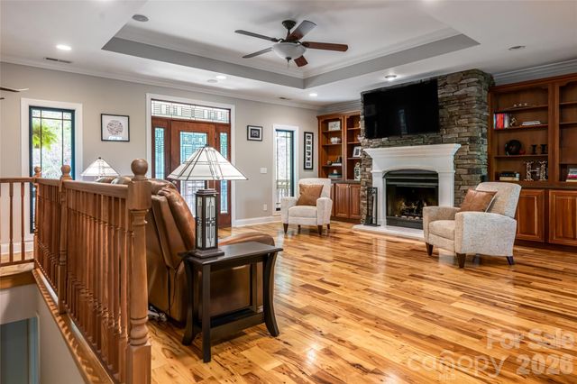 36 Snowshoe Drive, Asheville, NC 28803