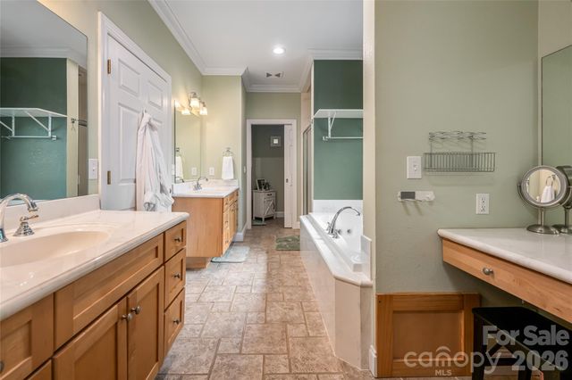 36 Snowshoe Drive, Asheville, NC 28803