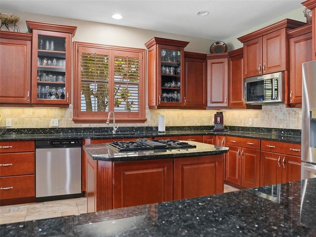 2707 LAKEBREEZE LANE S, Clearwater, FL 33759
