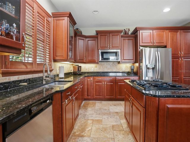 2707 LAKEBREEZE LANE S, Clearwater, FL 33759