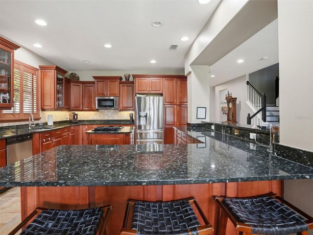 2707 LAKEBREEZE LANE S, Clearwater, FL 33759