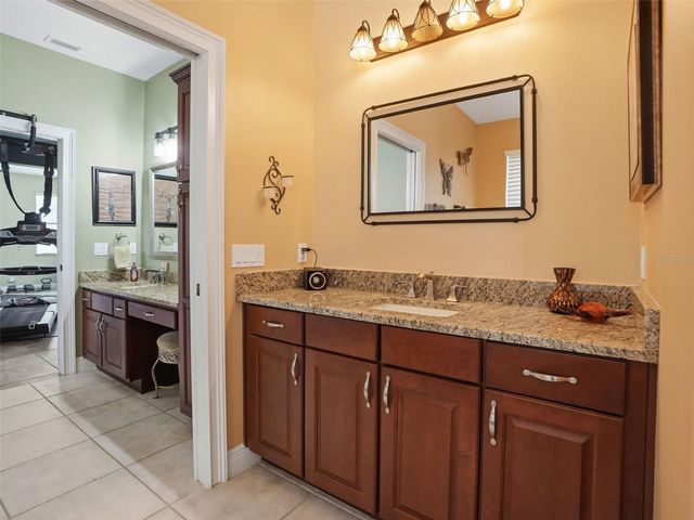 2707 LAKEBREEZE LANE S, Clearwater, FL 33759