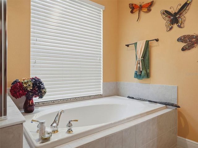 2707 LAKEBREEZE LANE S, Clearwater, FL 33759