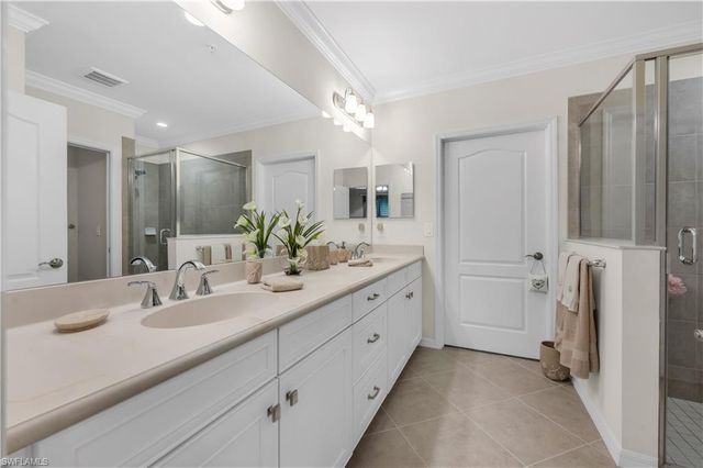 6959 Avalon CIR 1702, Naples, FL 34112