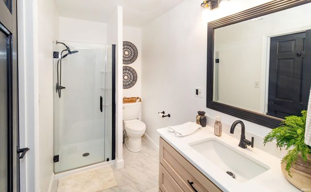 1477 W Eble Road, Boonville, IN 47601