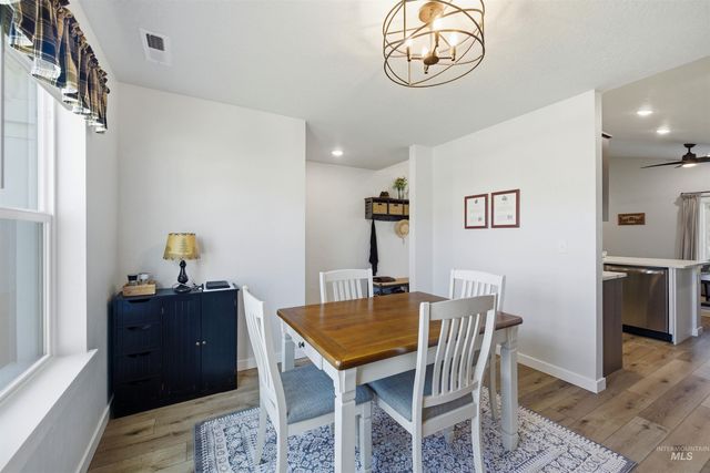 2904 S Alcamo Way, Meridian, ID 83642