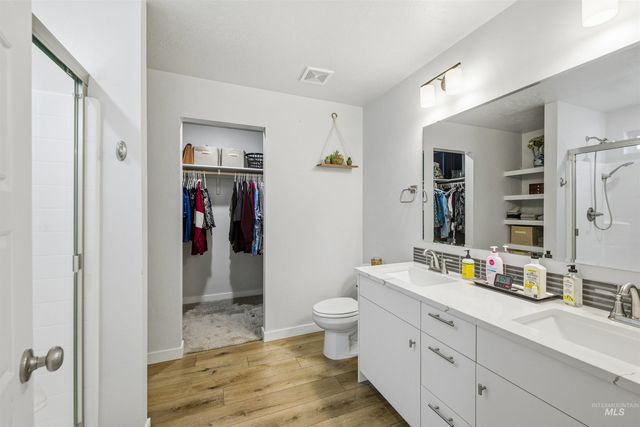 2904 S Alcamo Way, Meridian, ID 83642