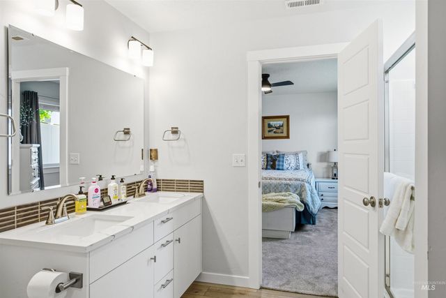 2904 S Alcamo Way, Meridian, ID 83642