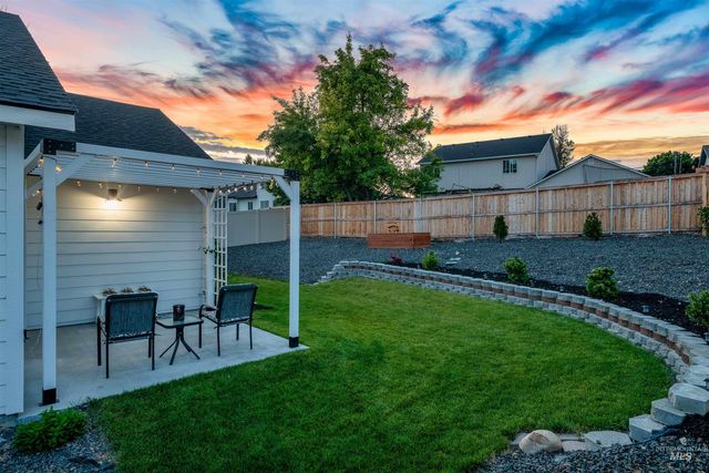 2904 S Alcamo Way, Meridian, ID 83642