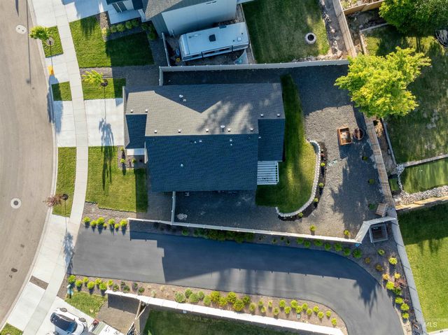 2904 S Alcamo Way, Meridian, ID 83642