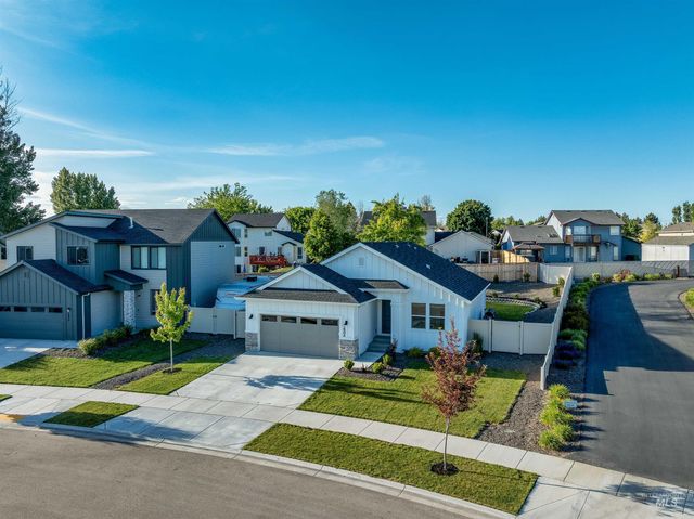 2904 S Alcamo Way, Meridian, ID 83642