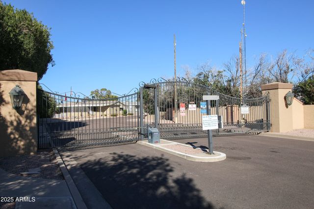 6960 W Peoria Avenue 141, Peoria, AZ 85345