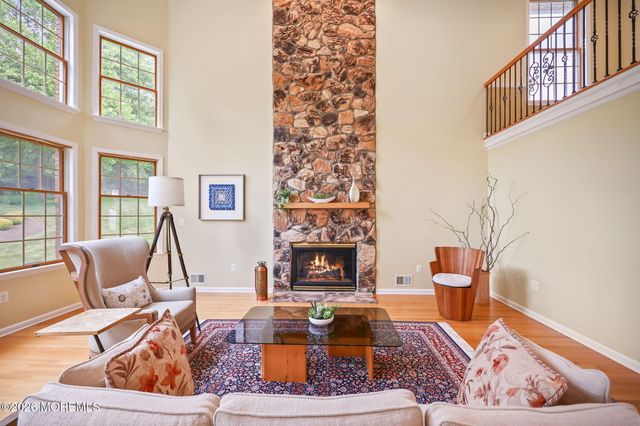 10 Castlehill Drive, Marlboro, NJ 07746